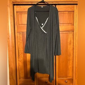 Labor & Delivery gown and robe